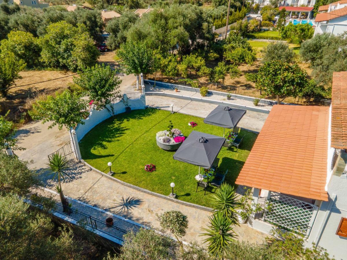 Afroditi Holiday Home - Blue Apartment Svoronata Exterior foto