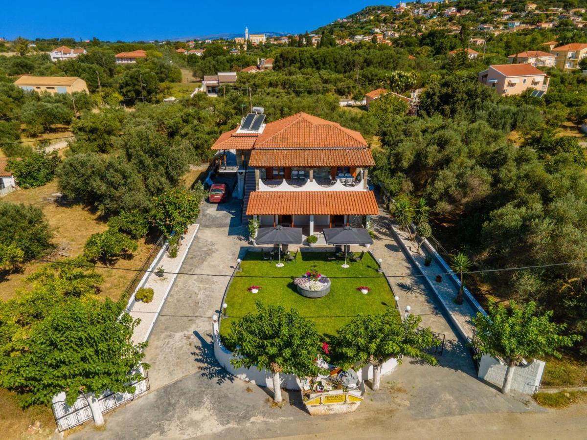 Afroditi Holiday Home - Blue Apartment Svoronata Exterior foto